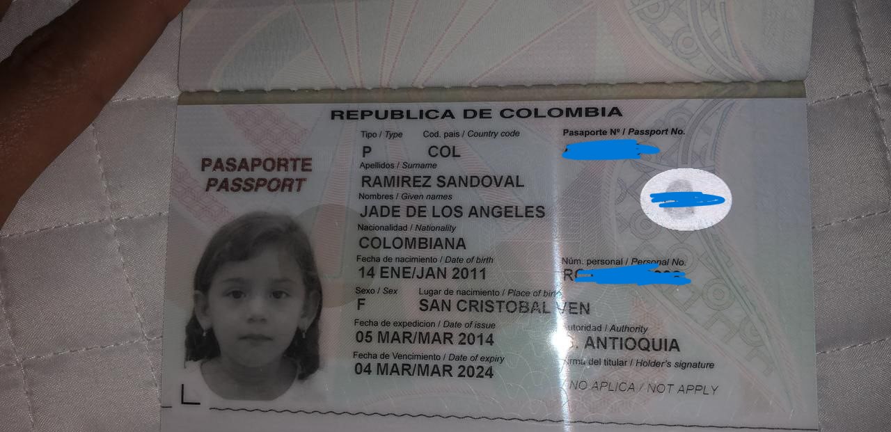 Pasaporte Jade Ramirez